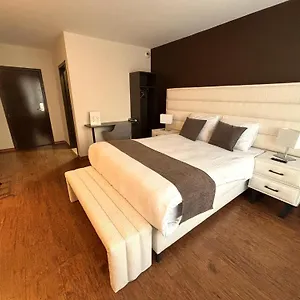 Otel Escale ***